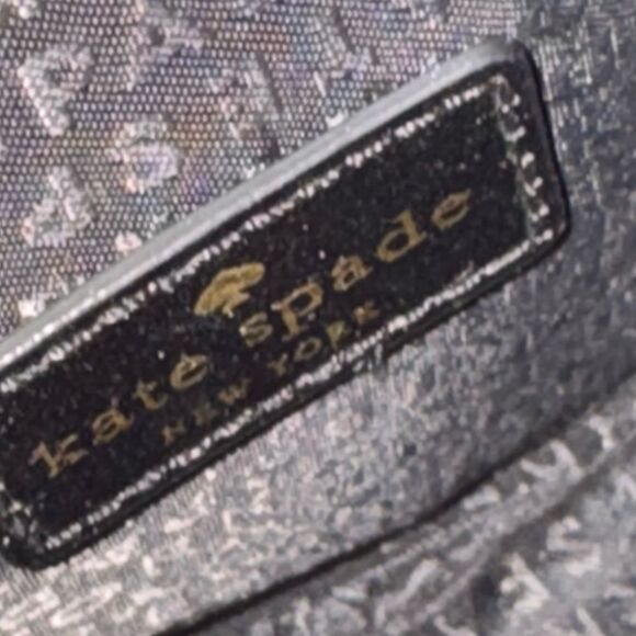 Kate Spade New York
TURN A NEW LEAF MICHA LADYBUG CROSSBODY EUC NO WEAR - Picture 7 of 9